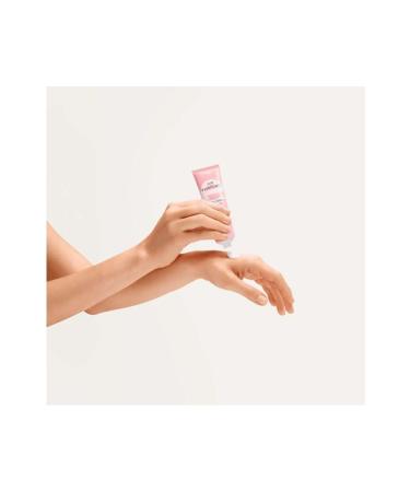 Oriflame Glow Essentials Vitamin E & B3 Paraben Free Non-GMO Hand Cream 75 ml - Buy Online on GoSupps.com