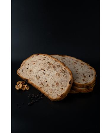 Ekotime Einkorn Raisin-Walnut Whale Bread