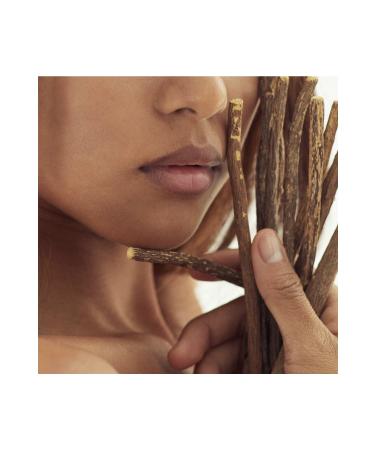 erborian Glow Creme Illuminating Brightening Licorice Root Refreshing Face Cream 45ml - Buy Online on GoSupps.com