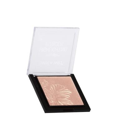 WET N W LD Megaglo Highlighting Powder Illuminating Powder Blossom Glow E319b