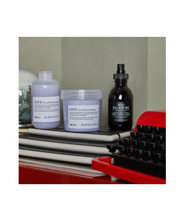Davines Love Smoothing Straightening Anti-Friction Shampoo 250 Ml noonline108 - Buy Online on GoSupps.com