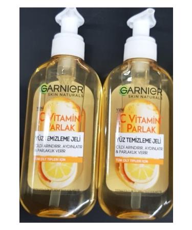 Garnier Vitamin C Bright Face Cleansing Gel 200 Ml * 2 Pieces