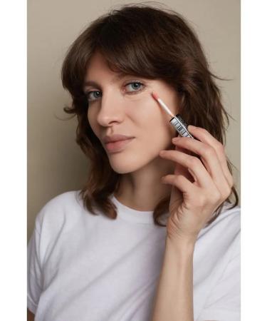 TF Cosmetics Triumph Master Skin Glow Effect tone 204 - Buy Online on GoSupps.com