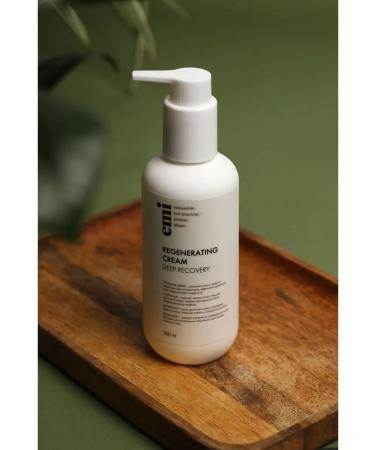 EMi Hands legs and body regenerating moisturizing 200 ml - Buy Online on GoSupps.com