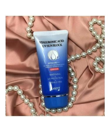 Jigott Moisturizing sunscreen for the face SPF50+PA +++ 70 ml - Buy Online on GoSupps.com