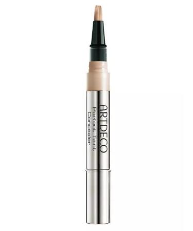 Artdeco Facial Concealer with a Perfect Teint Concealer brush tone 7