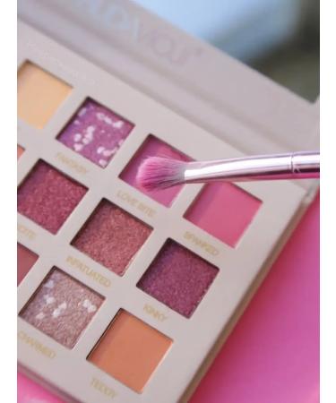 mirri-C1 Palette of eye shadow - Buy Online on GoSupps.com