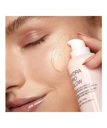 KIKO Basis under makeup fluid Hydra Pro Glow SPF10 50 ml - Buy Online on GoSupps.com