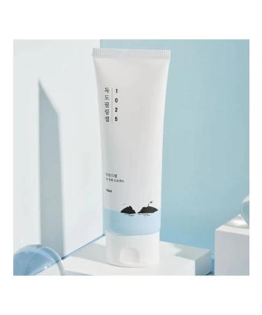 Face washing gel 1025 Dokdo Peeling Gel - Buy Online on GoSupps.com