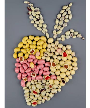 Berries in Chocolate Drage from Izhberry - Buy Online on GoSupps.com