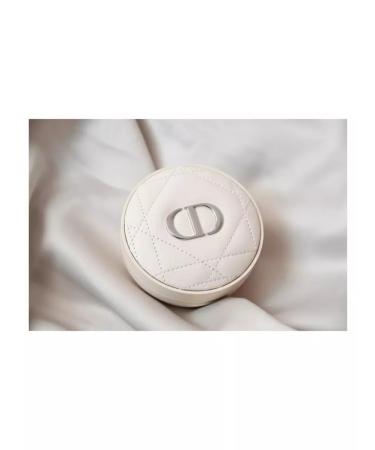 Bliss Lux Diorskin Forever Cushion Powder Putra-Kushon 020 Light - Buy Online on GoSupps.com