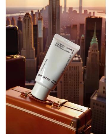 Innisfree Cleaning volcanic foam miniature for face 30g - Buy Online on GoSupps.com
