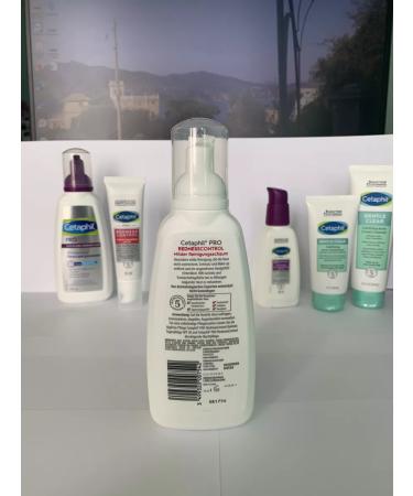 Cetaphil Soft cleansing foam 236 ml. Prinedness Control - Buy Online on GoSupps.com