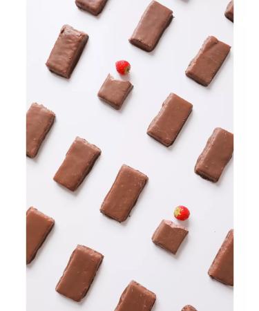 Sportberry Coconut bars strawberry 20pc x 40g - Buy Online on GoSupps.com