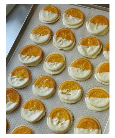 VERT'IER Orange in chocolate glaze on cookies assorted 100pcs - Buy Online on GoSupps.com