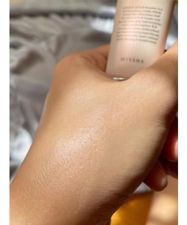 MISSHA Basis under the BB-Crem primer and activating cream b.b Boomer - Buy Online on GoSupps.com