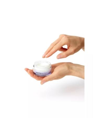 L'Or al Paris Facial cream 50ml hyaluron expert day SPF20 - Buy Online on GoSupps.com