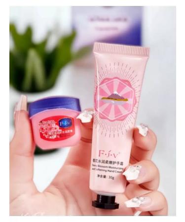 SAMURAY Gift set of hand cream and balm - Buy Online on GoSupps.com