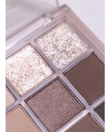 Clio Shade & Palette 01 Shadow Gallery - Palette Feature Feature - Buy Online on GoSupps.com