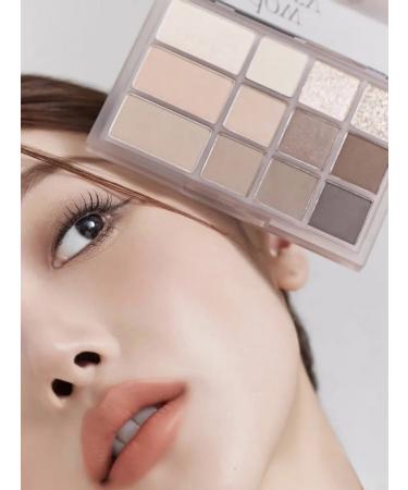 Clio Shade & Palette 01 Shadow Gallery - Palette Feature Feature - Buy Online on GoSupps.com