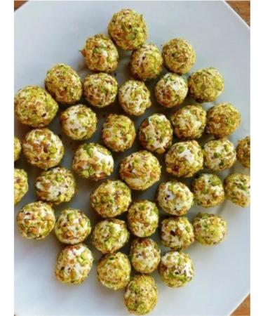 NOYER Walnut mixture of seeds with almonds for salads 250 grams - Buy Online on GoSupps.com