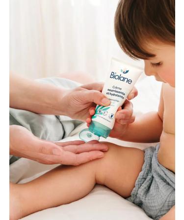 Biolane Moisturizer for dry skin with panthenol 100 ml - Buy Online on GoSupps.com