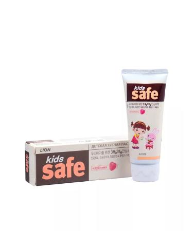Cj Lion Children's toothpaste with the taste of strawberries "Kids Safe"