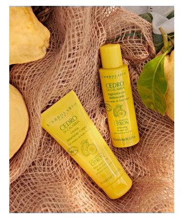 L'Erbolario Shower gel cleansing moisturizing Calabrian Citron - Buy Online on GoSupps.com