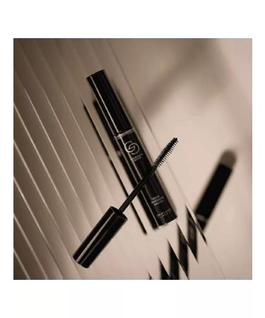 Oriflame Giordani Gold eyelash volumetric mascara - Buy Online on GoSupps.com
