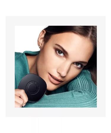 Oriflame The compact matting powder The One Everlasting. The tone is light - Buy Online on GoSupps.com