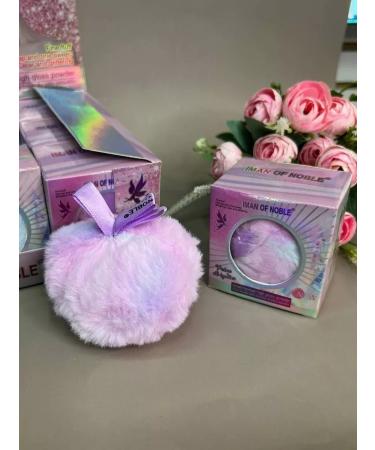 Highlighter Shimmer for the face and body in a fluffy ball