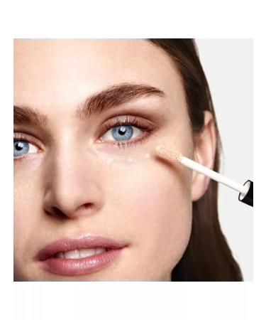 Oriflame The adaptive concealer The One Everlasting Warm Beige - Buy Online on GoSupps.com