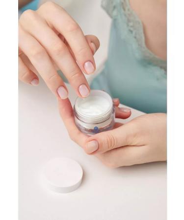 MAGIE ACADEMIE Eye cream moisturizing radiant lotus - Buy Online on GoSupps.com