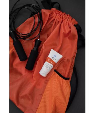 Body cream from rubbing with Geltek Sport zinc 50 ml - Buy Online on GoSupps.com