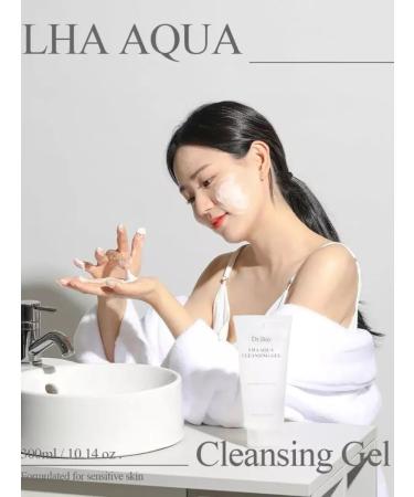 DrBio Cleansing gel with a probiotic for sensitive skin 300 ml - Buy Online on GoSupps.com