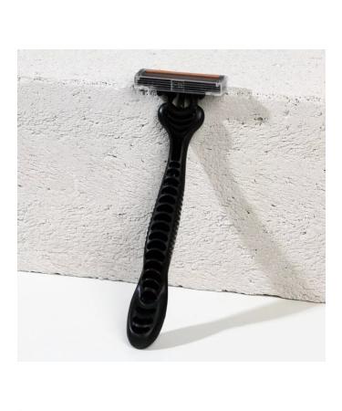 In Mother's Hands Cosmetic set for men on February 23 - Buy Online on GoSupps.com