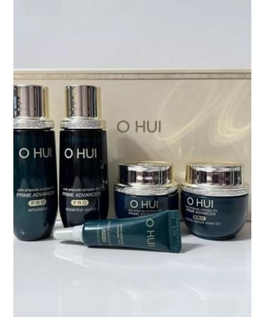 O HUI Cosmetics set (miniatures) Prime Advancer Pro