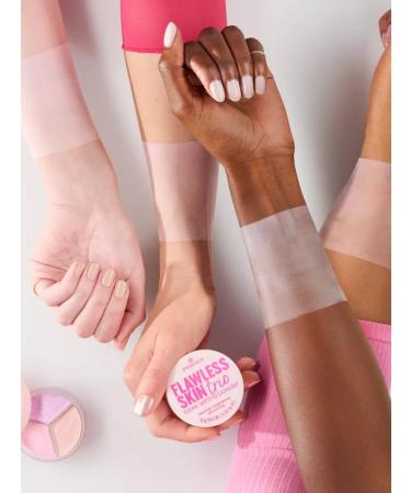 Essence Flawless skin powder crumbly tricolor 8 g - Buy Online on GoSupps.com