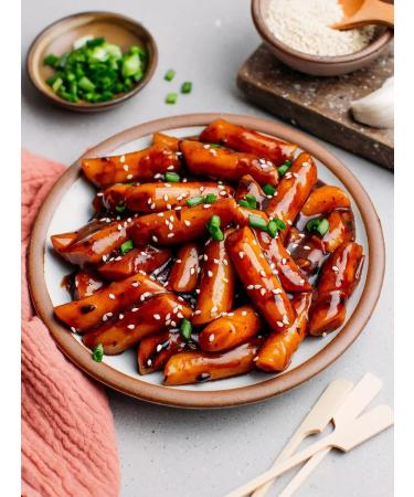 Yopokki Topokki Rice sticks of tokopecks with sauce Chajan 4 pcs - Buy Online on GoSupps.com