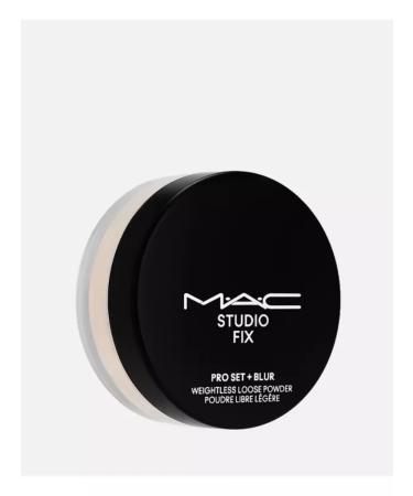 MAC Studio Fix Light's crumbling face powder