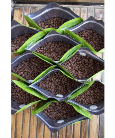 bittersweet Coffee in grains 1 kg of Costa Rica Hasinda - Buy Online on GoSupps.com