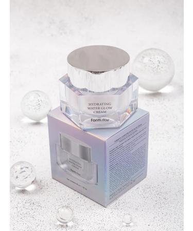 ledo Moisturizing face cream with the effect of radiance - Buy Online on GoSupps.com