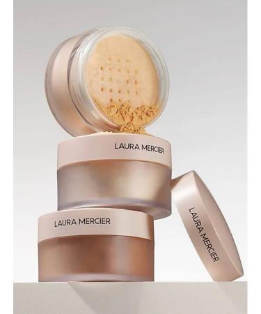 CosmoShop Fixing crumbly powder Laura Mercier - Buy Online on GoSupps.com