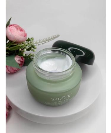 Romantic world Moisturizing face cream with avocados
