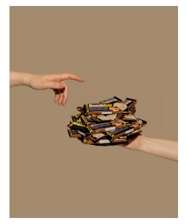 BombBar Protein bars in chocolate without sugar Mokkachino 30pcs - Buy Online on GoSupps.com