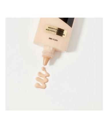 MAX FACTOR Tonal base Lasting Performance 095 - Buy Online on GoSupps.com