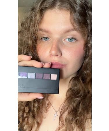 Aden Palette of eye shadow (6 shades) 02 Bordeaux lilac - Buy Online on GoSupps.com