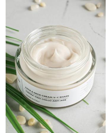 Italian Gold Face cream and neckline with peptides and hyaluronic acid - Buy Online on GoSupps.com