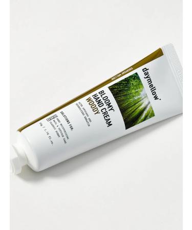daymellow Cream d hands Woody 50ml - Buy Online on GoSupps.com