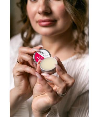 Moisturizing lip balm in a jar - Buy Online on GoSupps.com